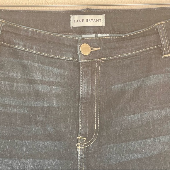 Lane Bryant Mid-Rise Bermuda Denim Shorts Signature Fit Plus Size 24 - Picture 2 of 6
